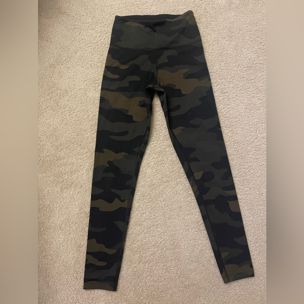 Leggings size small, Victoria Secret